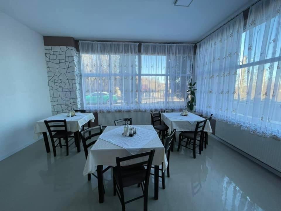 Mociu Guest House Zoreni מראה חיצוני תמונה