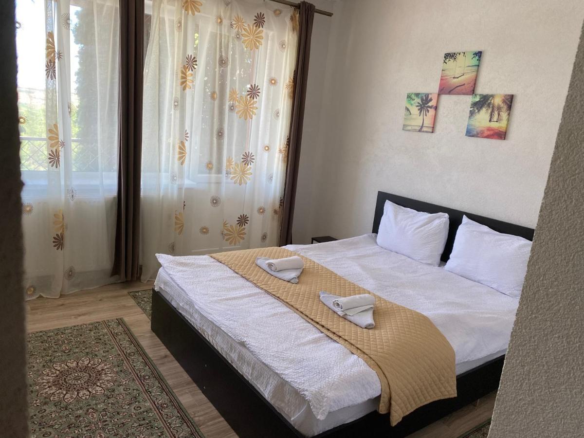 Mociu Guest House Zoreni מראה חיצוני תמונה