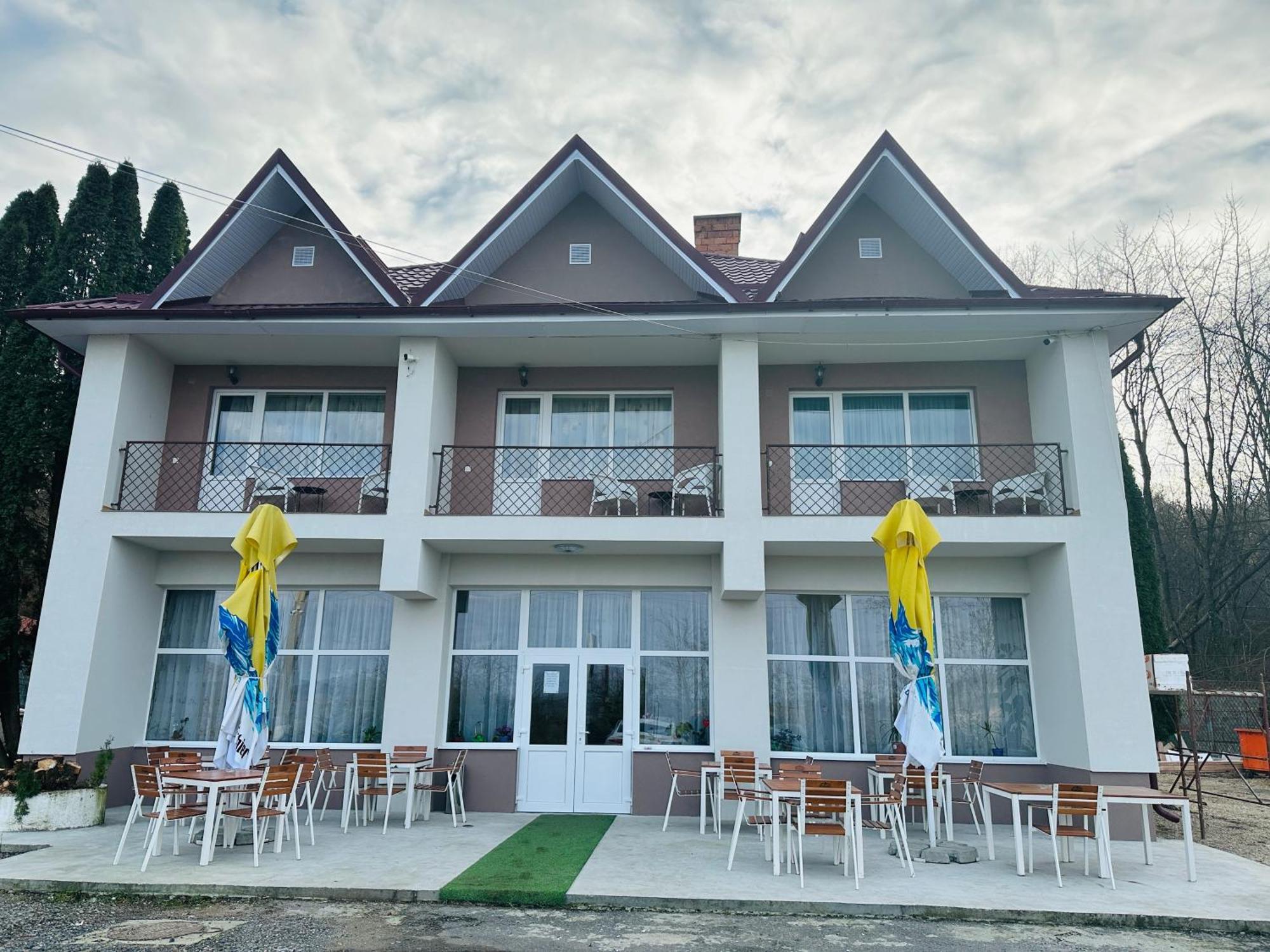 Mociu Guest House Zoreni מראה חיצוני תמונה